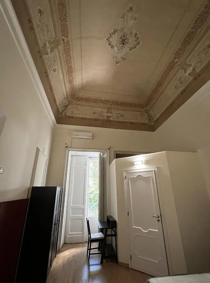 Il Giardino E Gli Affreschi Bed and Breakfast Catania Bed & Breakfast