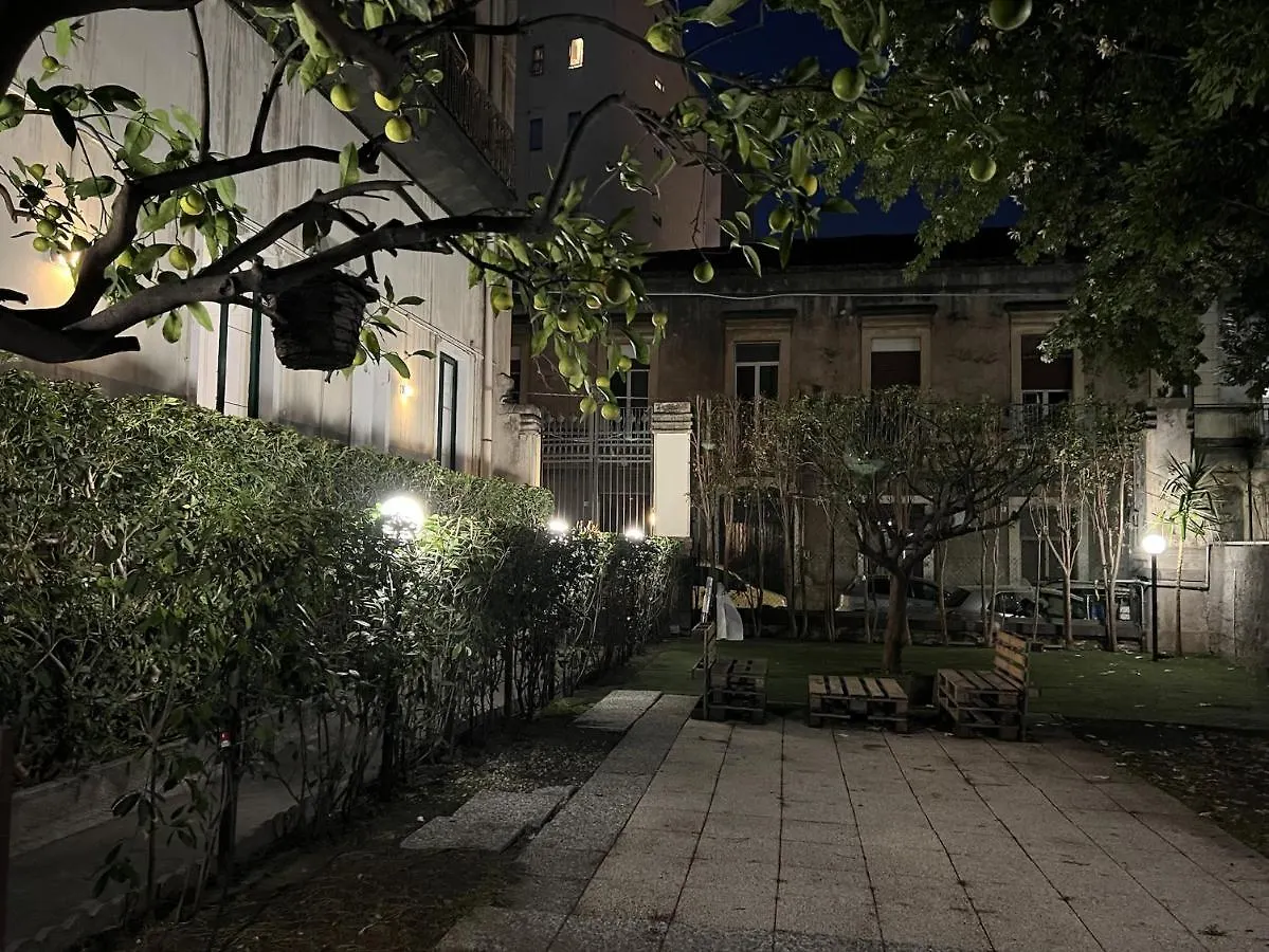 Il Giardino E Gli Affreschi Bed & Breakfast Catania