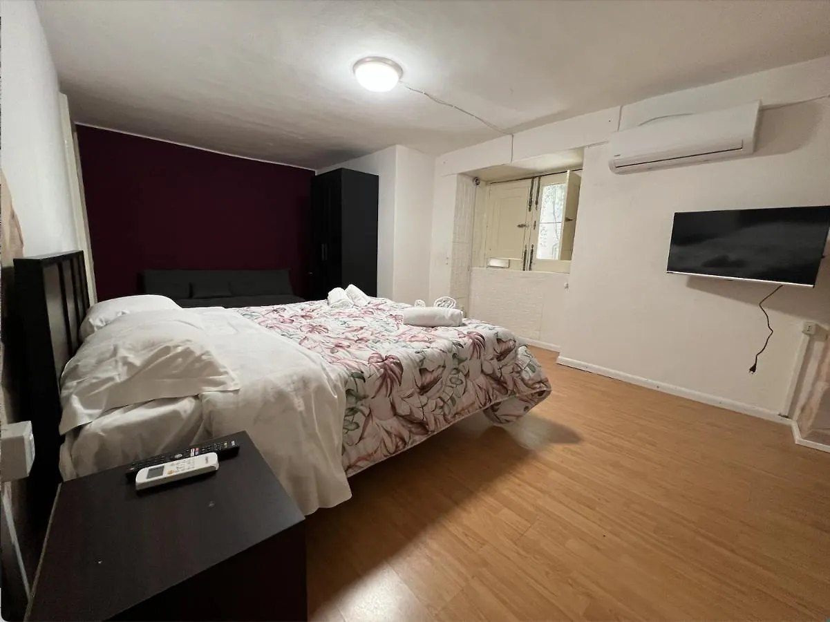 Il Giardino E Gli Affreschi Bed & Breakfast Catania Italy